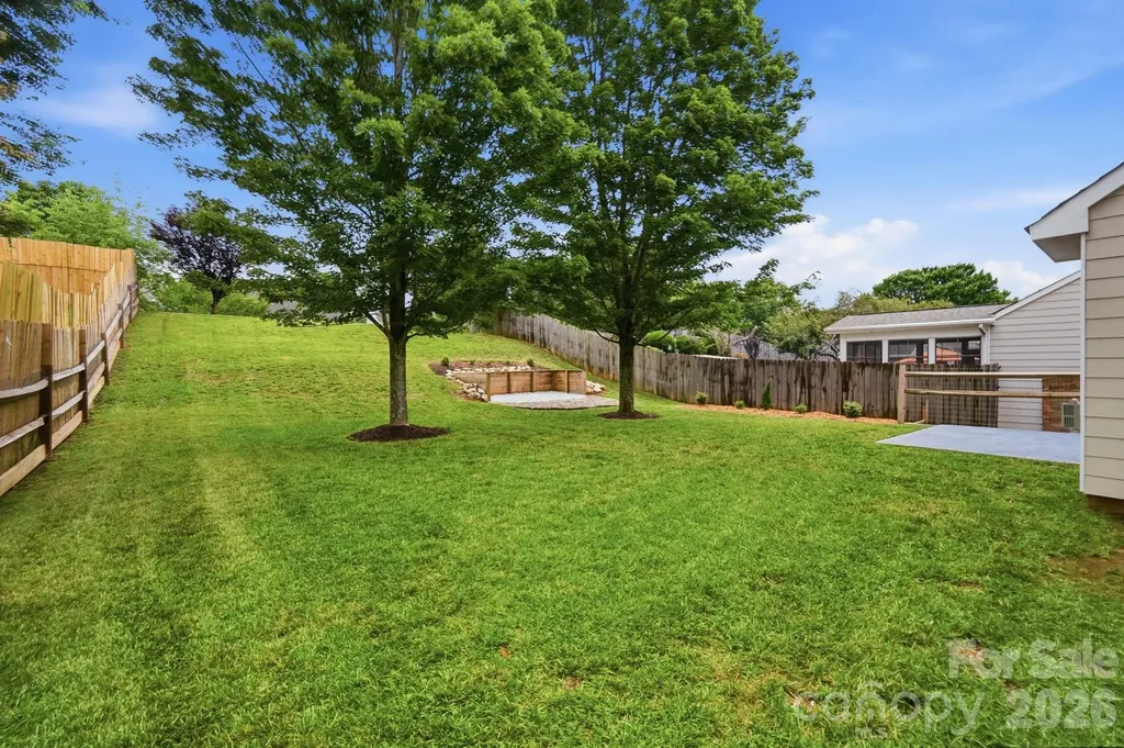 125 Morrocroft Lane Mooresville NC 28117