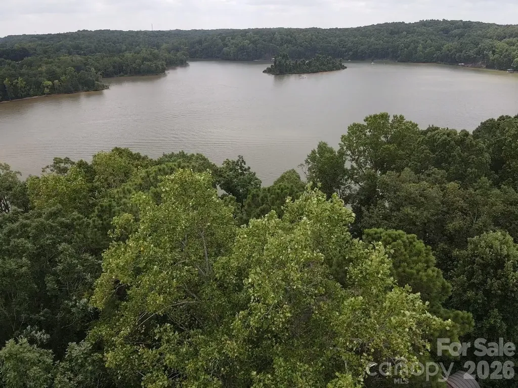 3235 Lake Pointe Drive Belmont NC 28012