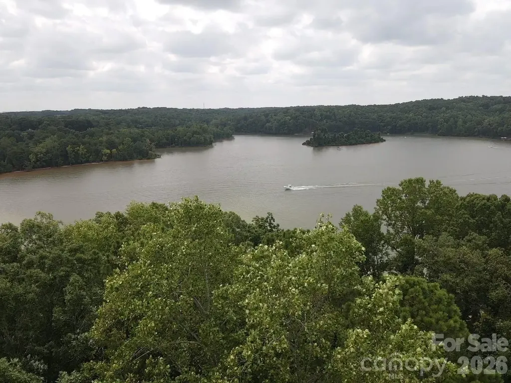 3235 Lake Pointe Drive Belmont NC 28012