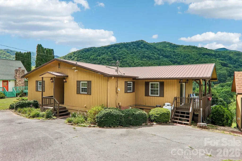 200 Holley Lane Maggie Valley NC 28751