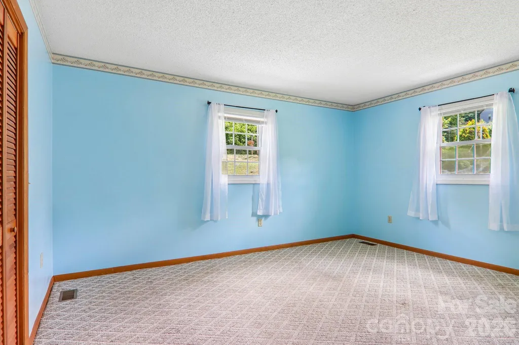200 Holley Lane Maggie Valley NC 28751