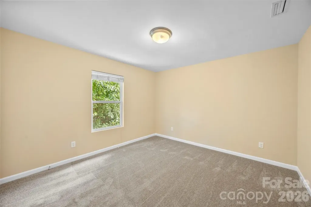1831 Yaupon Road Charlotte NC 28215