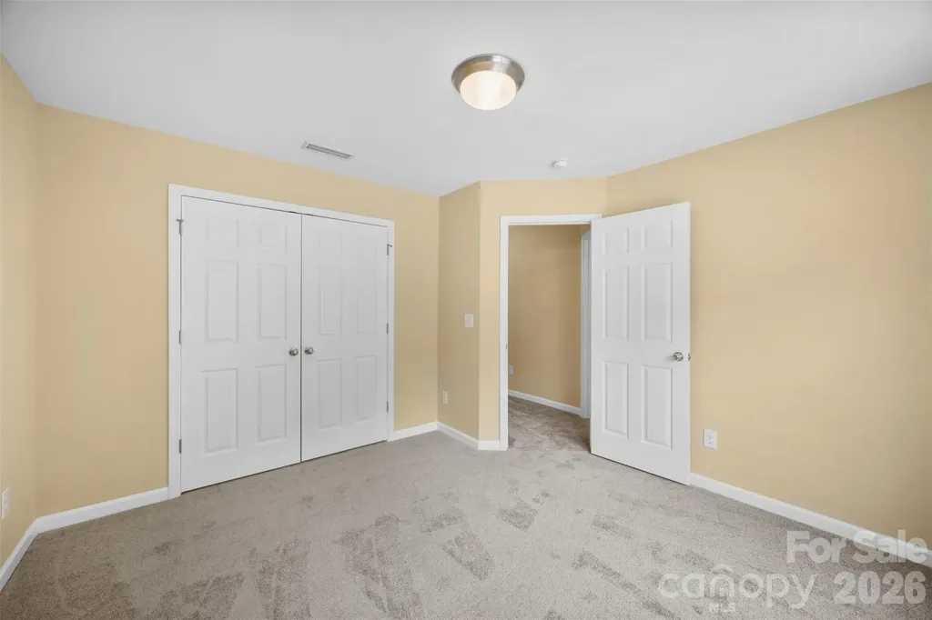 1831 Yaupon Road Charlotte NC 28215