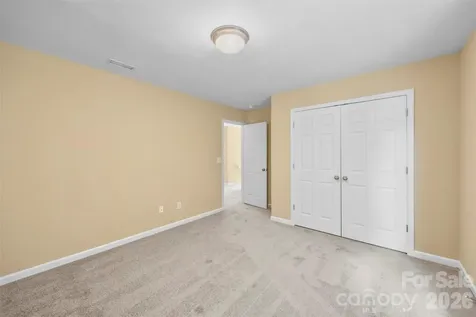1831 Yaupon Road Charlotte NC 28215