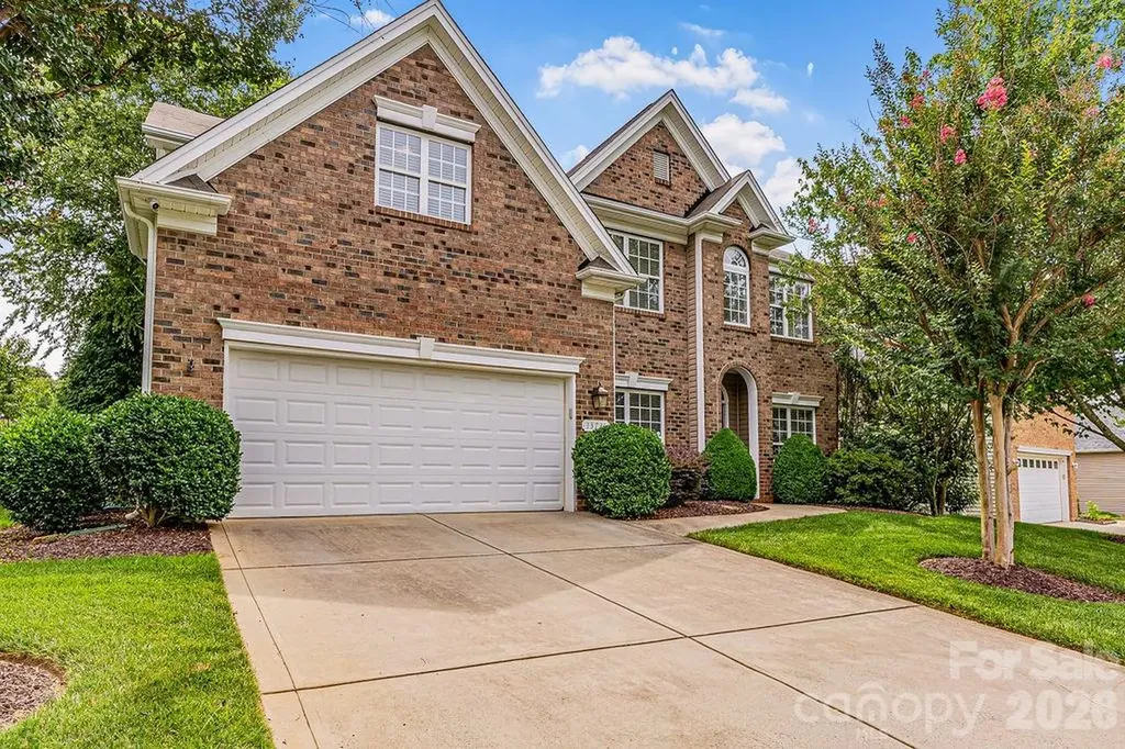 13731 Daltrey Lane Charlotte NC 28277