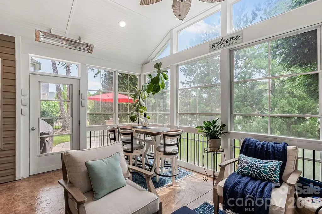 13731 Daltrey Lane Charlotte NC 28277