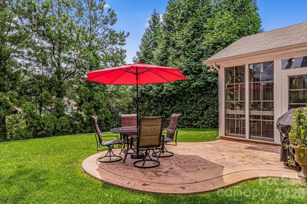13731 Daltrey Lane Charlotte NC 28277