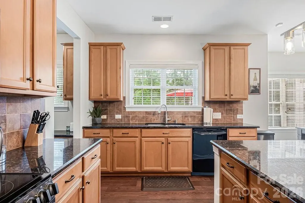 13731 Daltrey Lane Charlotte NC 28277