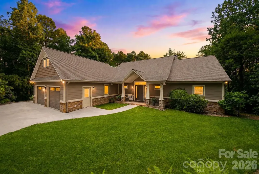 104 Rivercliff Drive W Connelly Springs NC 28612