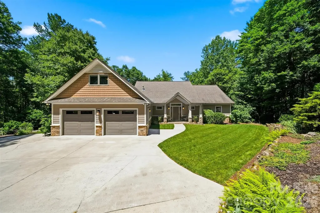 104 Rivercliff Drive W Connelly Springs NC 28612