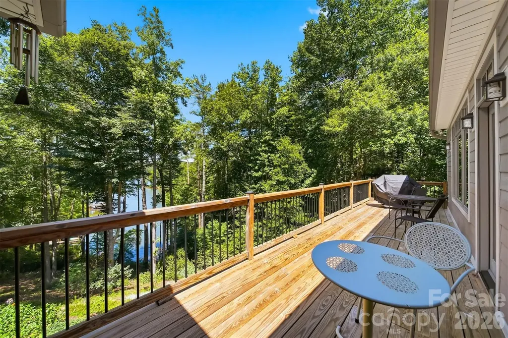 104 Rivercliff Drive W Connelly Springs NC 28612