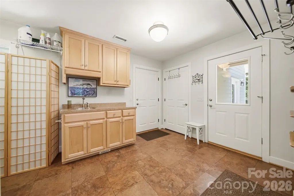 104 Rivercliff Drive W Connelly Springs NC 28612