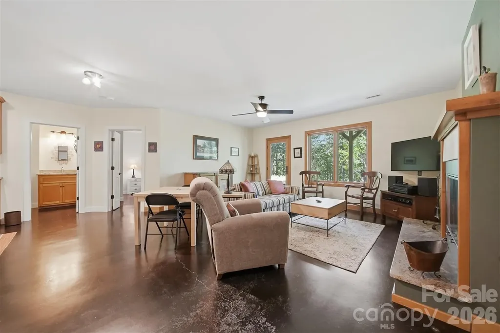 104 Rivercliff Drive W Connelly Springs NC 28612