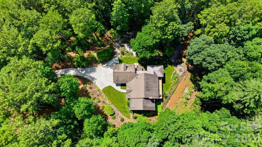 104 Rivercliff Drive W Connelly Springs NC 28612