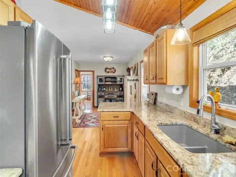 245 Greenview Drive Maggie Valley NC 28751