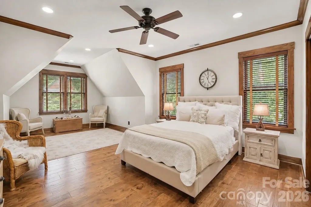 9208 Flying Eagle Lane Charlotte NC 28278