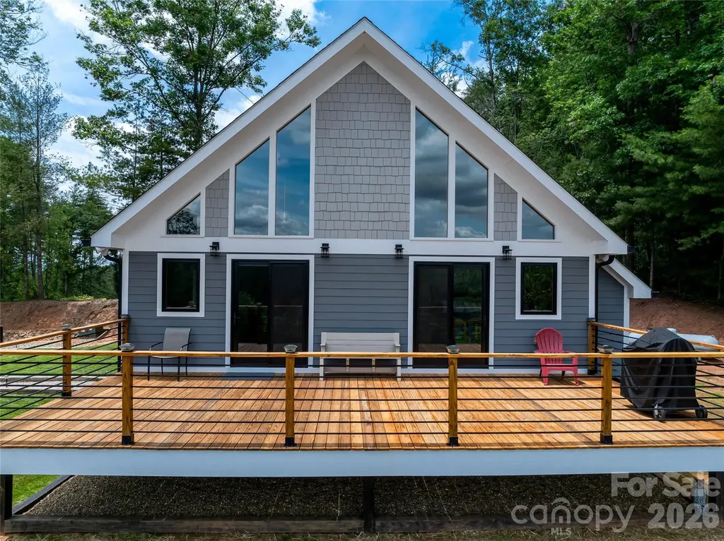 143 Fox Grape Hollow Road Mars Hill NC 28754