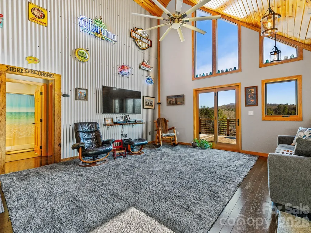 143 Fox Grape Hollow Road Mars Hill NC 28754