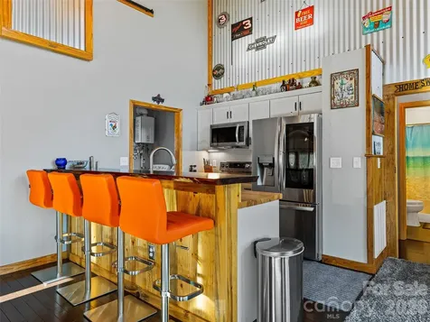 143 Fox Grape Hollow Road Mars Hill NC 28754