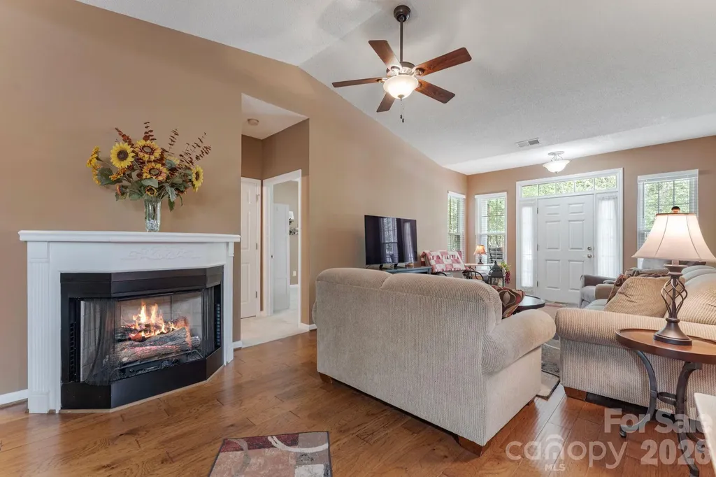 16627 Timber Crossing Road Charlotte NC 28213