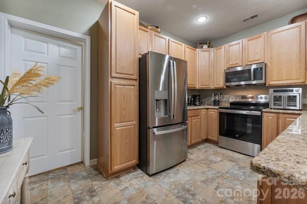 16627 Timber Crossing Road Charlotte NC 28213