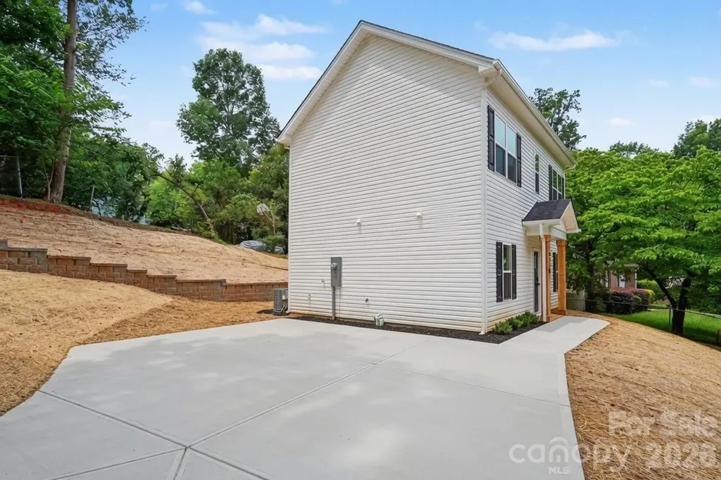 327 Whispering Pines Drive Charlotte NC 28217