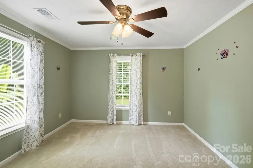 928 Oval Street Kannapolis NC 28081