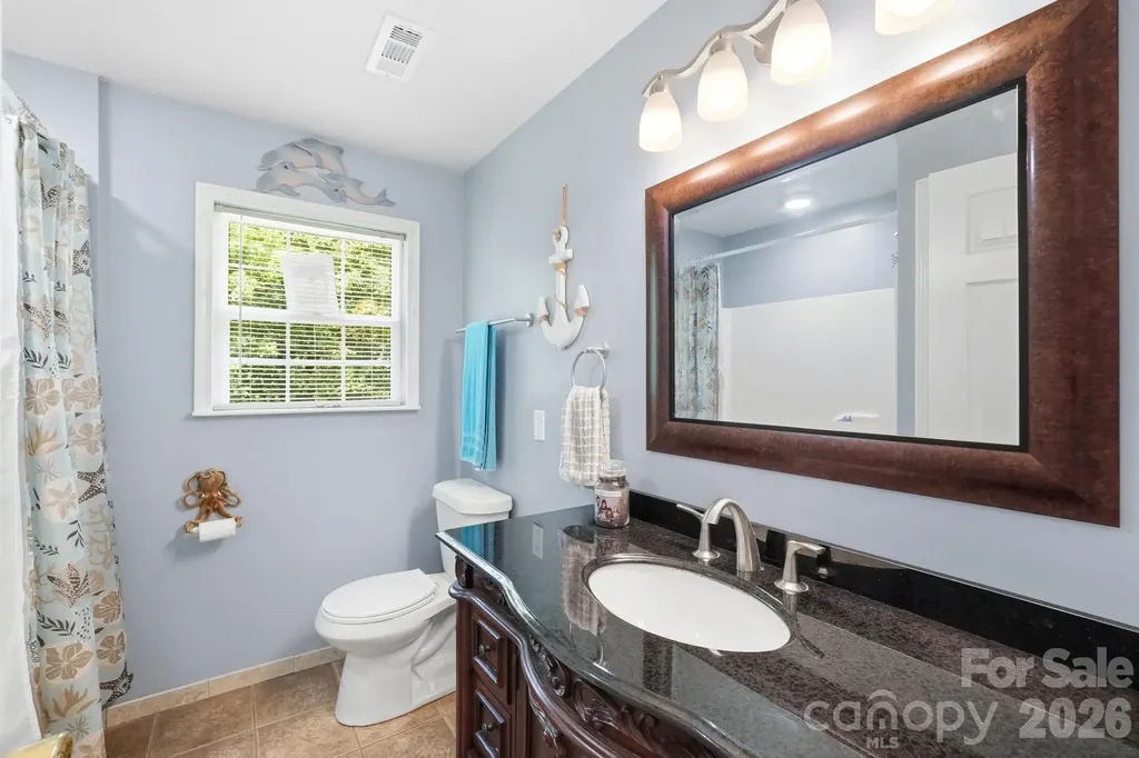 928 Oval Street Kannapolis NC 28081