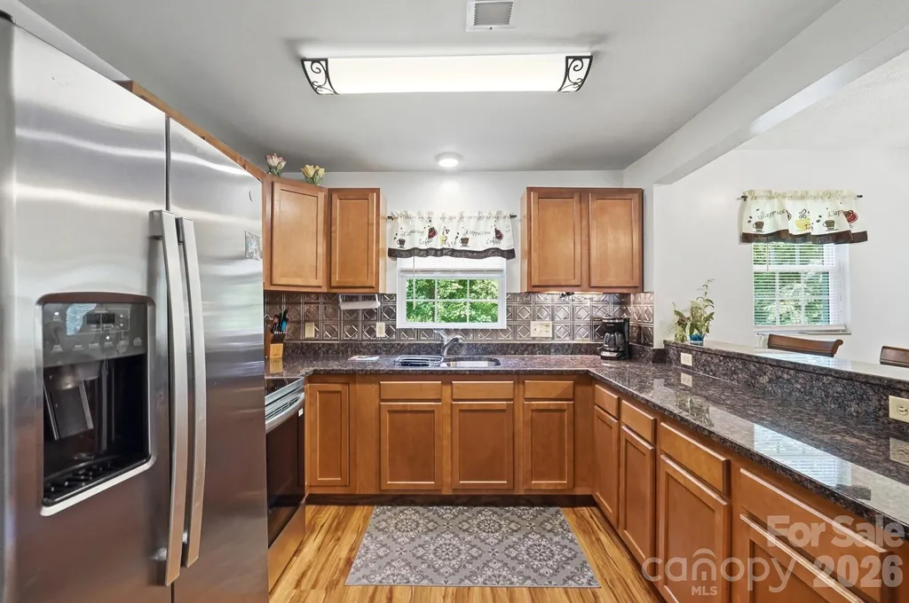 928 Oval Street Kannapolis NC 28081