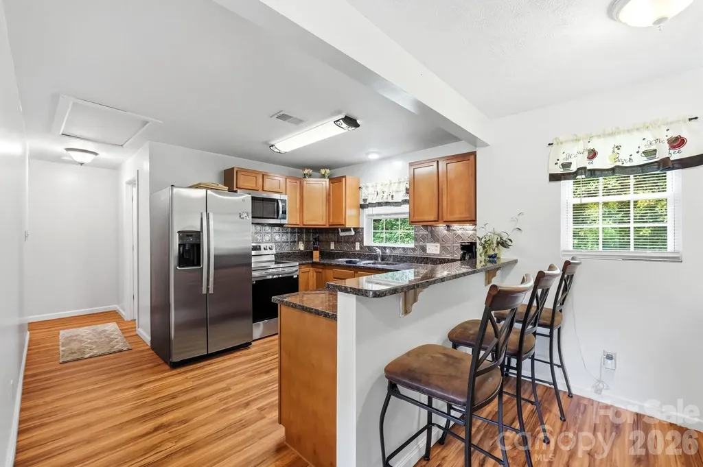 928 Oval Street Kannapolis NC 28081