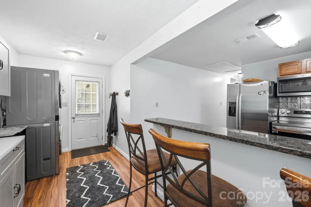 928 Oval Street Kannapolis NC 28081