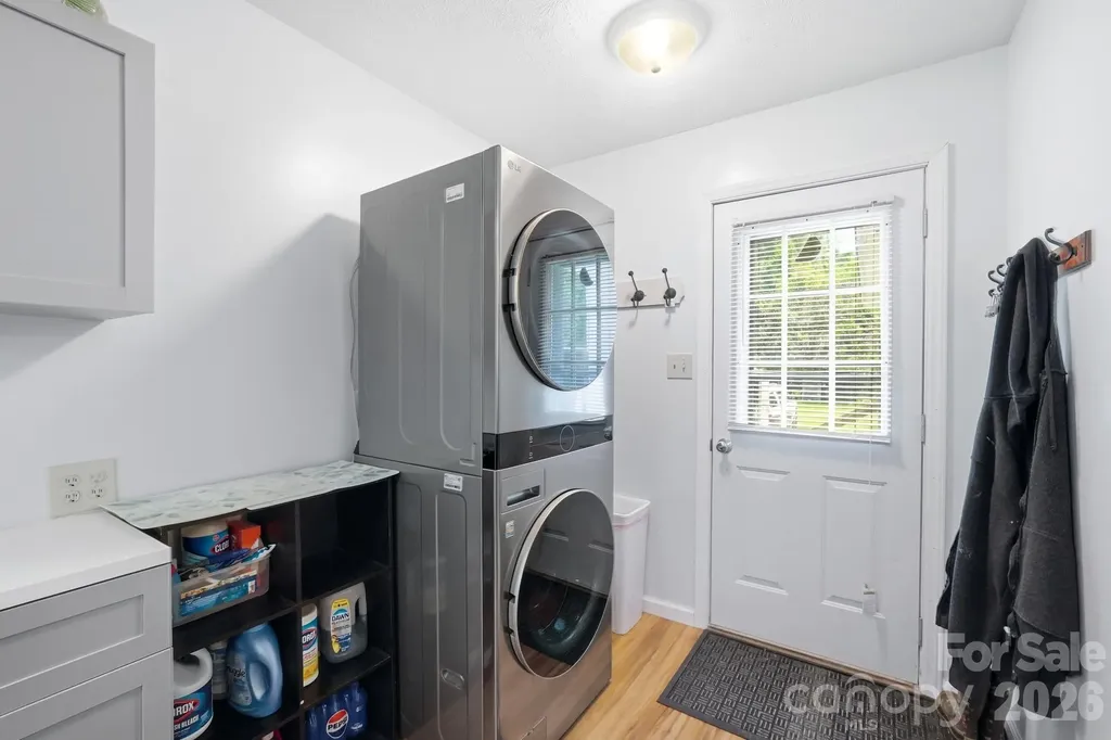 928 Oval Street Kannapolis NC 28081