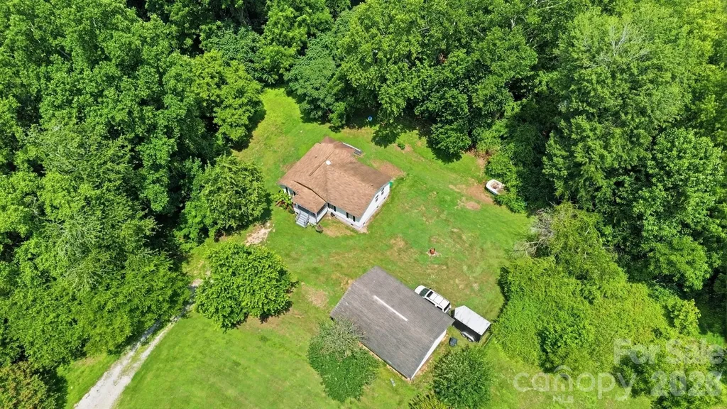 928 Oval Street Kannapolis NC 28081