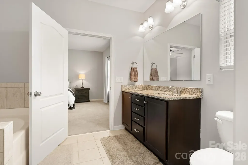 805 Scenic Way Matthews NC 28104