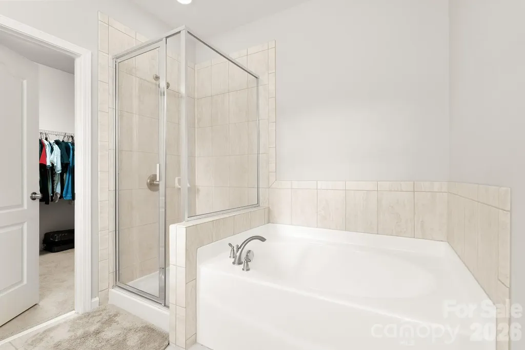 805 Scenic Way Matthews NC 28104
