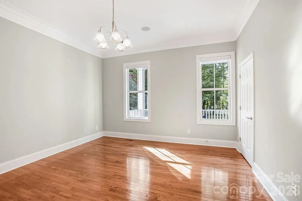 10022 Triple Oak Road Charlotte NC 28277