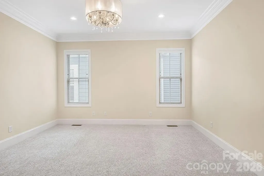 10022 Triple Oak Road Charlotte NC 28277
