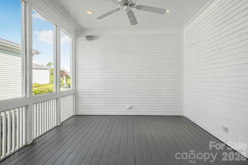 10022 Triple Oak Road Charlotte NC 28277