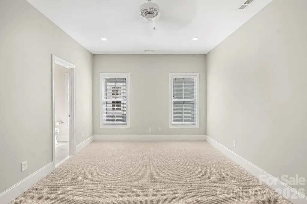 10022 Triple Oak Road Charlotte NC 28277