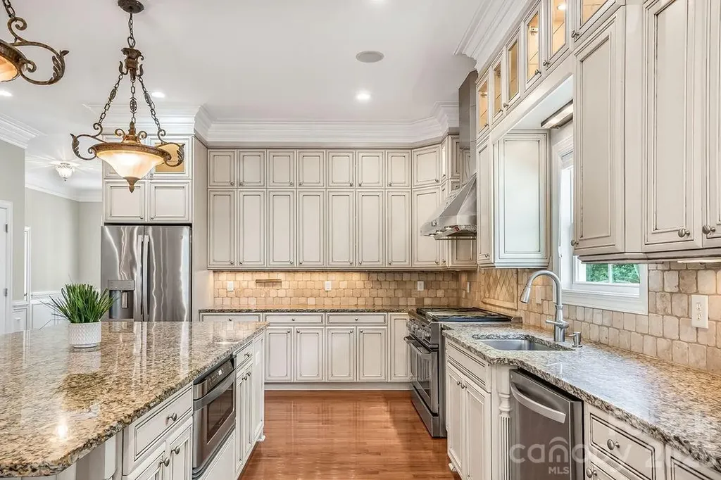 10022 Triple Oak Road Charlotte NC 28277