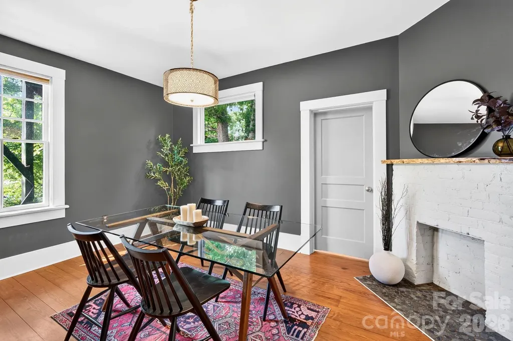 11 Cullowhee Street Asheville NC 28801