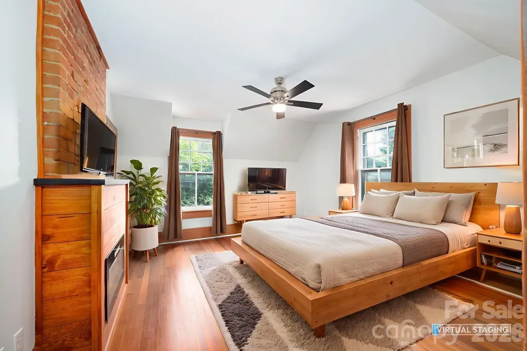 11 Cullowhee Street Asheville NC 28801