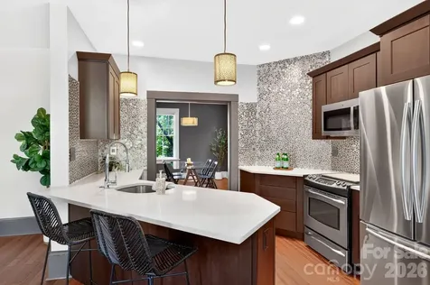 11 Cullowhee Street Asheville NC 28801