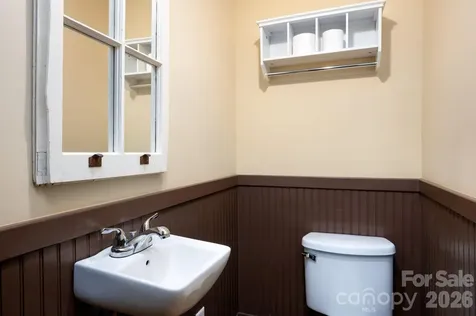 11 Cullowhee Street Asheville NC 28801