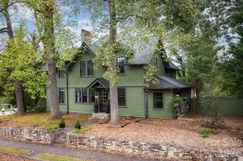 11 Cullowhee Street Asheville NC 28801