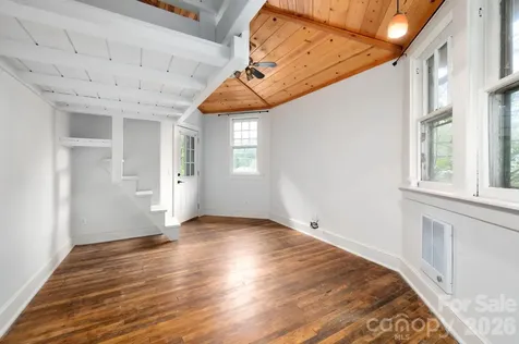 11 Cullowhee Street Asheville NC 28801