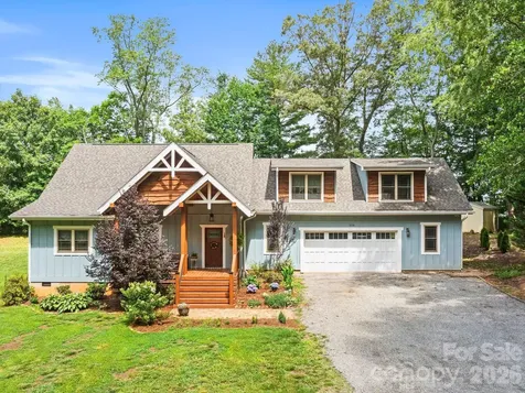 116 W Hiawatha Court Asheville NC 28806