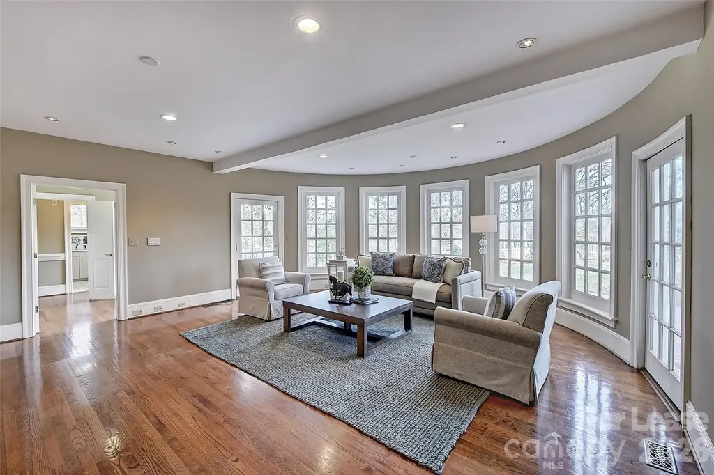 5100 Piper Glen Drive Charlotte NC 28277