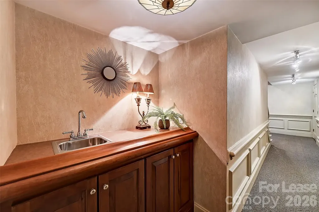 5100 Piper Glen Drive Charlotte NC 28277