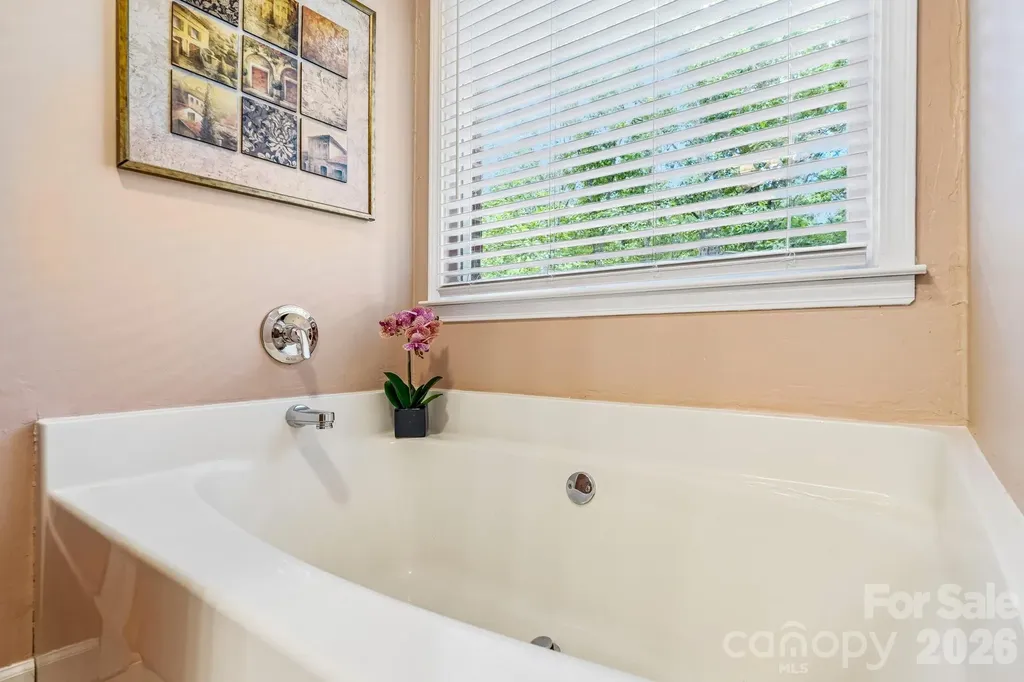 6366 Green Oak Drive Stanfield NC 28163
